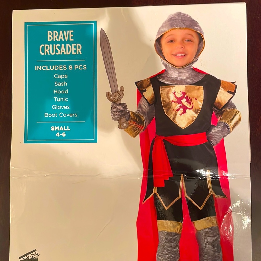 Boy’s knights/crusaders Halloween costume